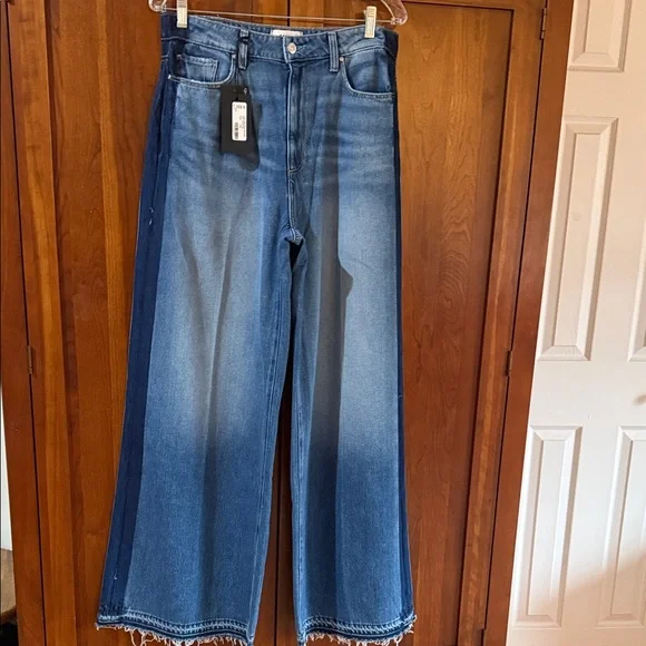 Paige Portia Wide Leg Released Hem Jeans - Picture 2 of 10